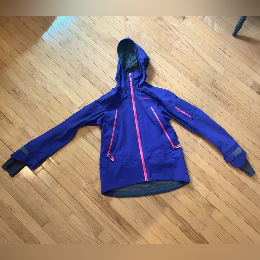 Norrona Narvik GoreTex Rain Jacket Outdoor Waterproof Womens Size S